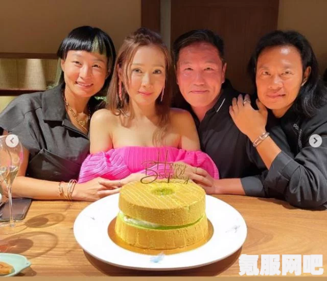 电影《丰满的人妻》：深刻探讨婚姻与欲望冲突的复杂性，揭示人性中的挣扎与选择_精彩不容错过