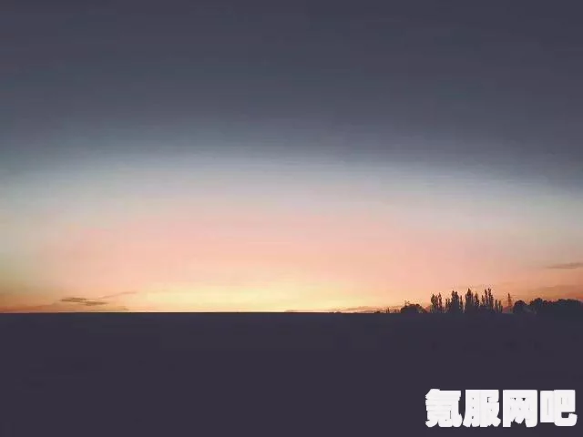 世界之外，易遇天色未明，探寻神秘侧影的深度解析