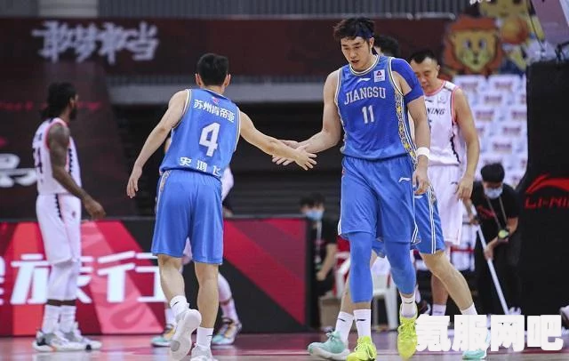 第五人格第三十四赛季精华1全面解析与时尚装备介绍