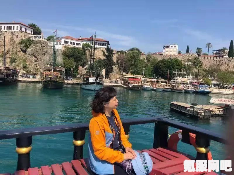 森林之子在湖面上造地基的方法