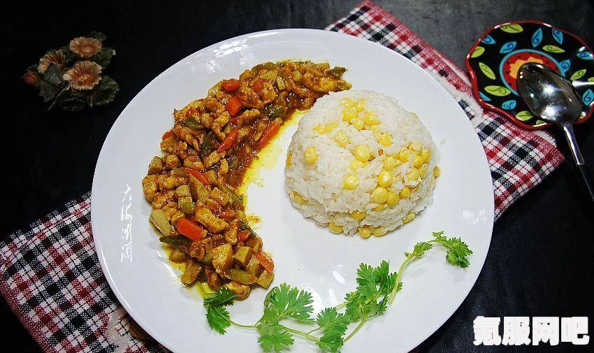 幻塔蜗牛焗饭，美味佳肴的制作方法