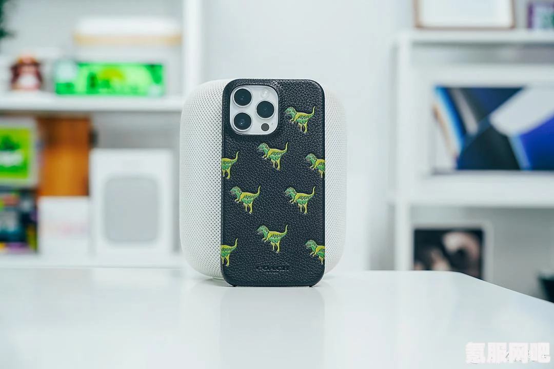 苹果上架新款iPhone 14 Pro屏幕保护膜，售价348元—全方位解析与常见问题解答
