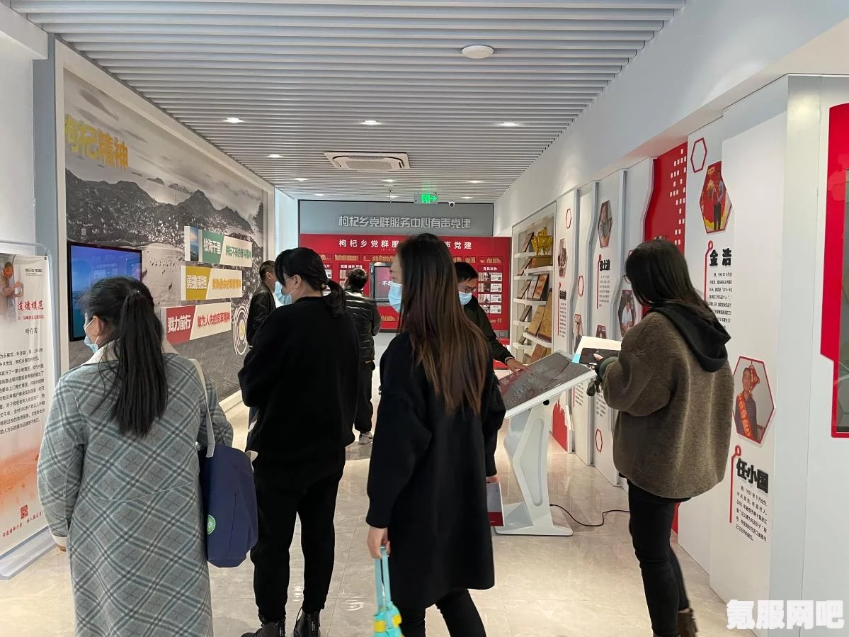如何查看和分析你的QQ 2021年度社交形象？