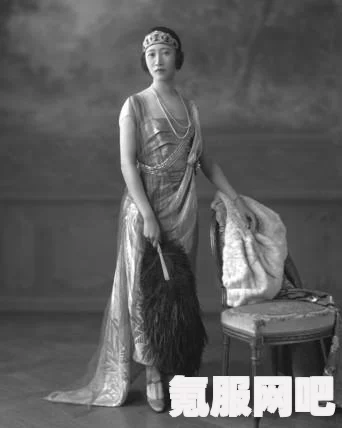 莫桑女士教堂之外，重返未来的时尚与风采