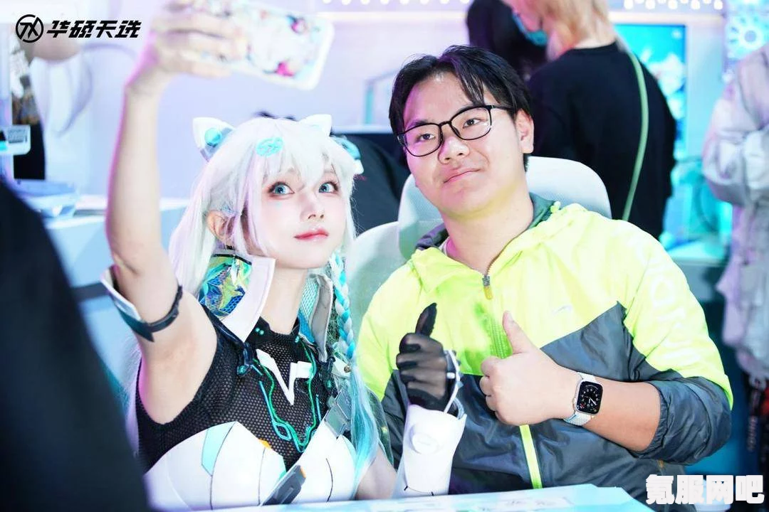 谢莹在Apex电妹东京嘉年华的闪耀瞬间