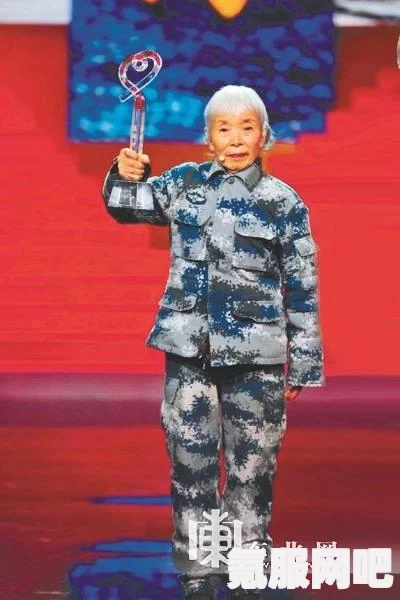 以闪亮之名灵秘妖都礼包详解，拍照礼包的独特魅力